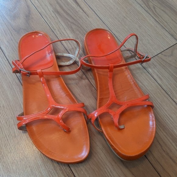 Stuart Weitzman orange flat sandals - Picture 2 of 3